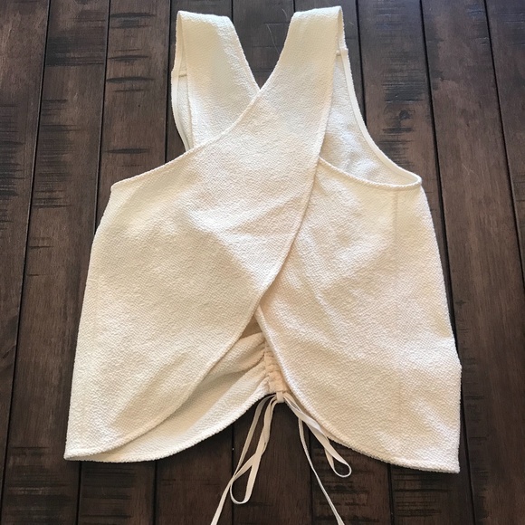 Yune Ho Top - Picture 3 of 3